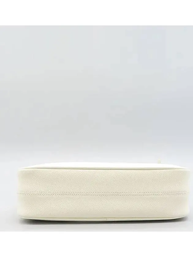 1BC204 Shoulder Bag