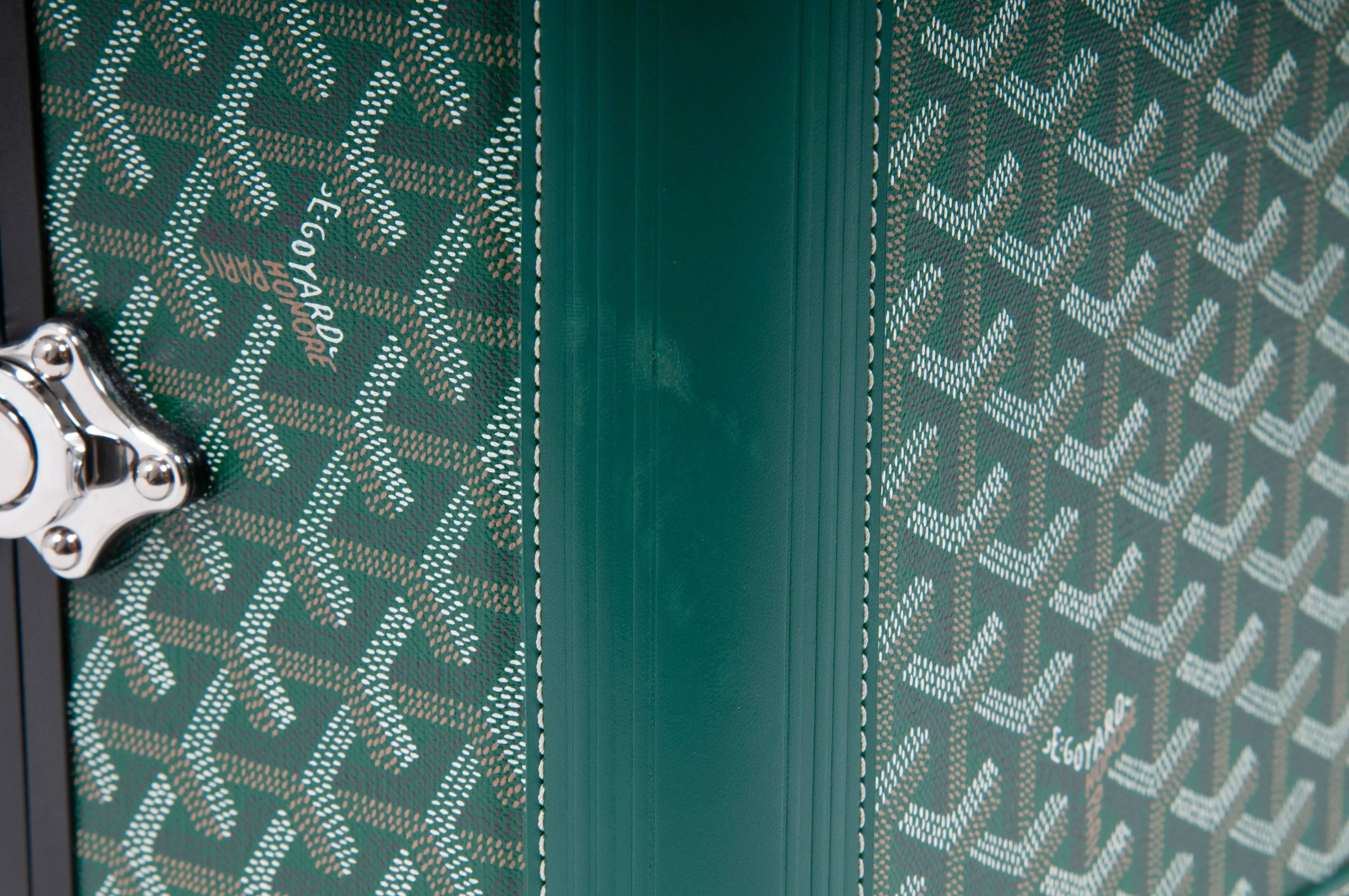 Bourget Rolling Luggage (Green)