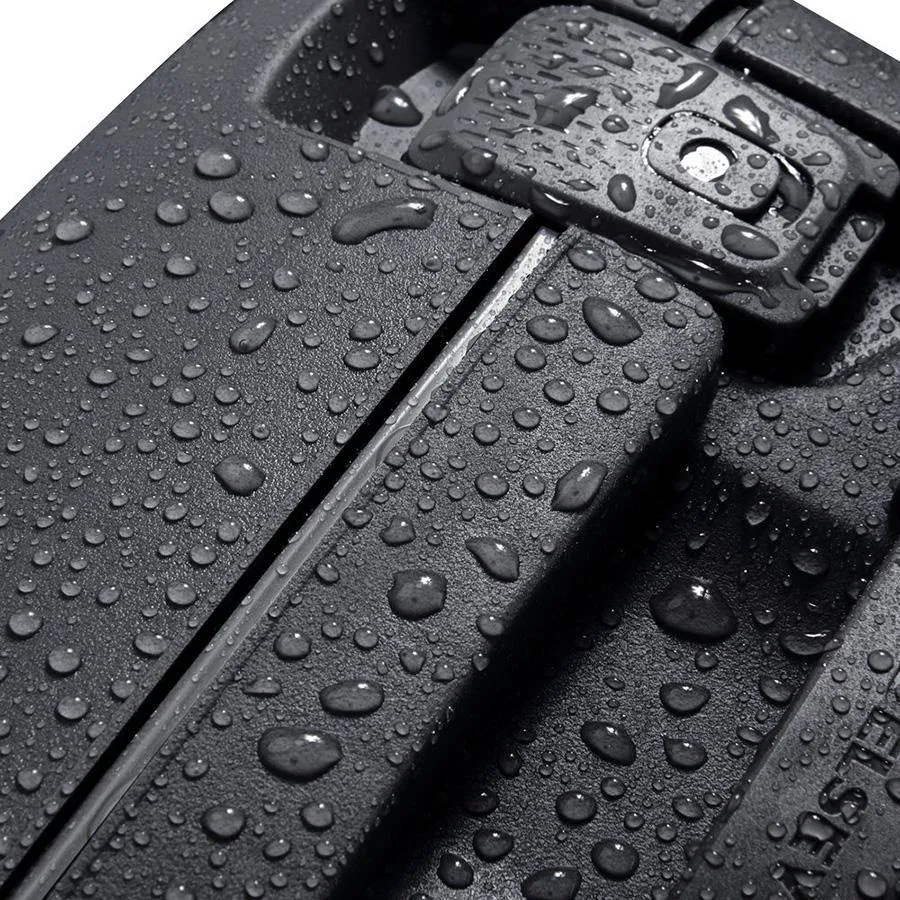Delsey Moncey luggage