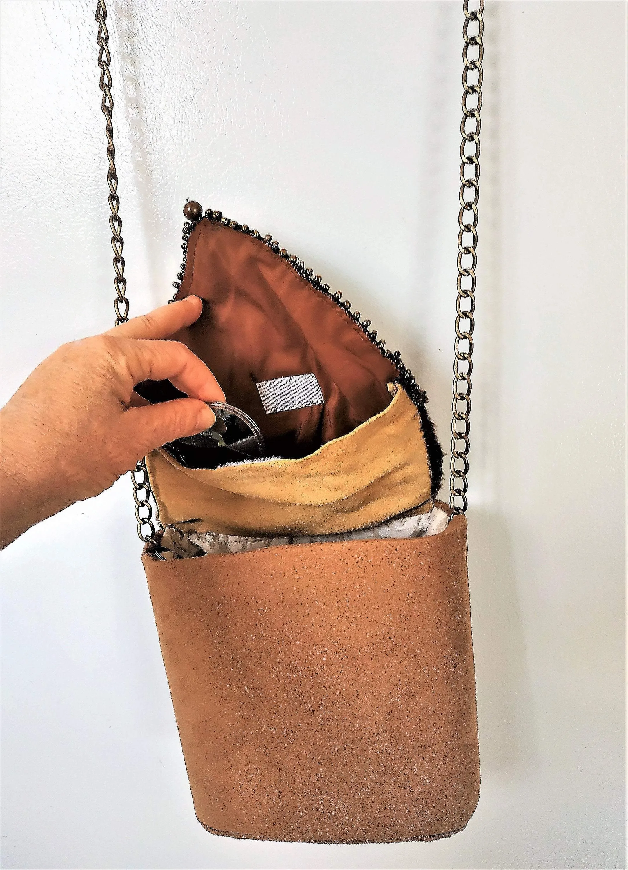 Exclusive beige handmade suede box-bag with fur and a long handle