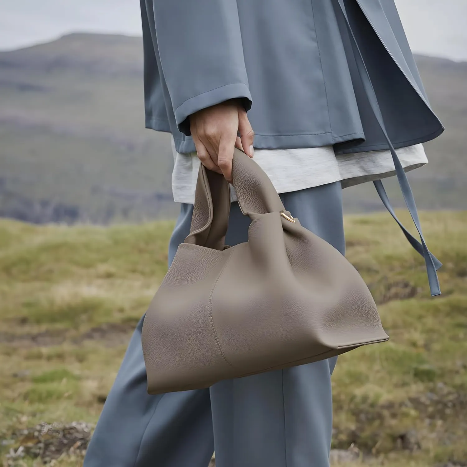 La Vincenza Bag, Women's Cloud Dumpling Clutch Handbag, Women's Handbag Crossbody Bag with Detachable Shoulder Strap