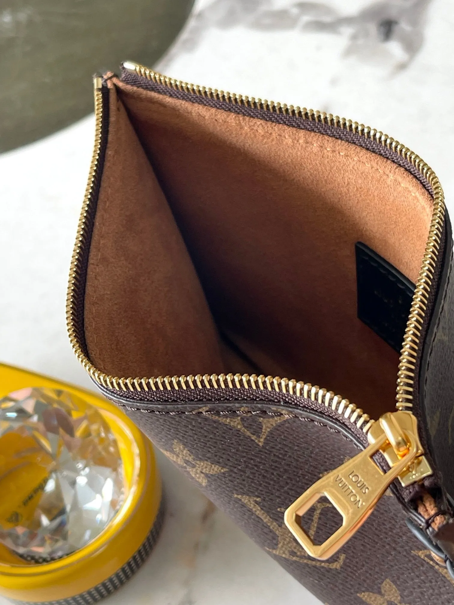 LB1021 Low Key Hobo PM / HIGHEST QUALITY VERSION / 9.4 x 11 x 6.3 inches