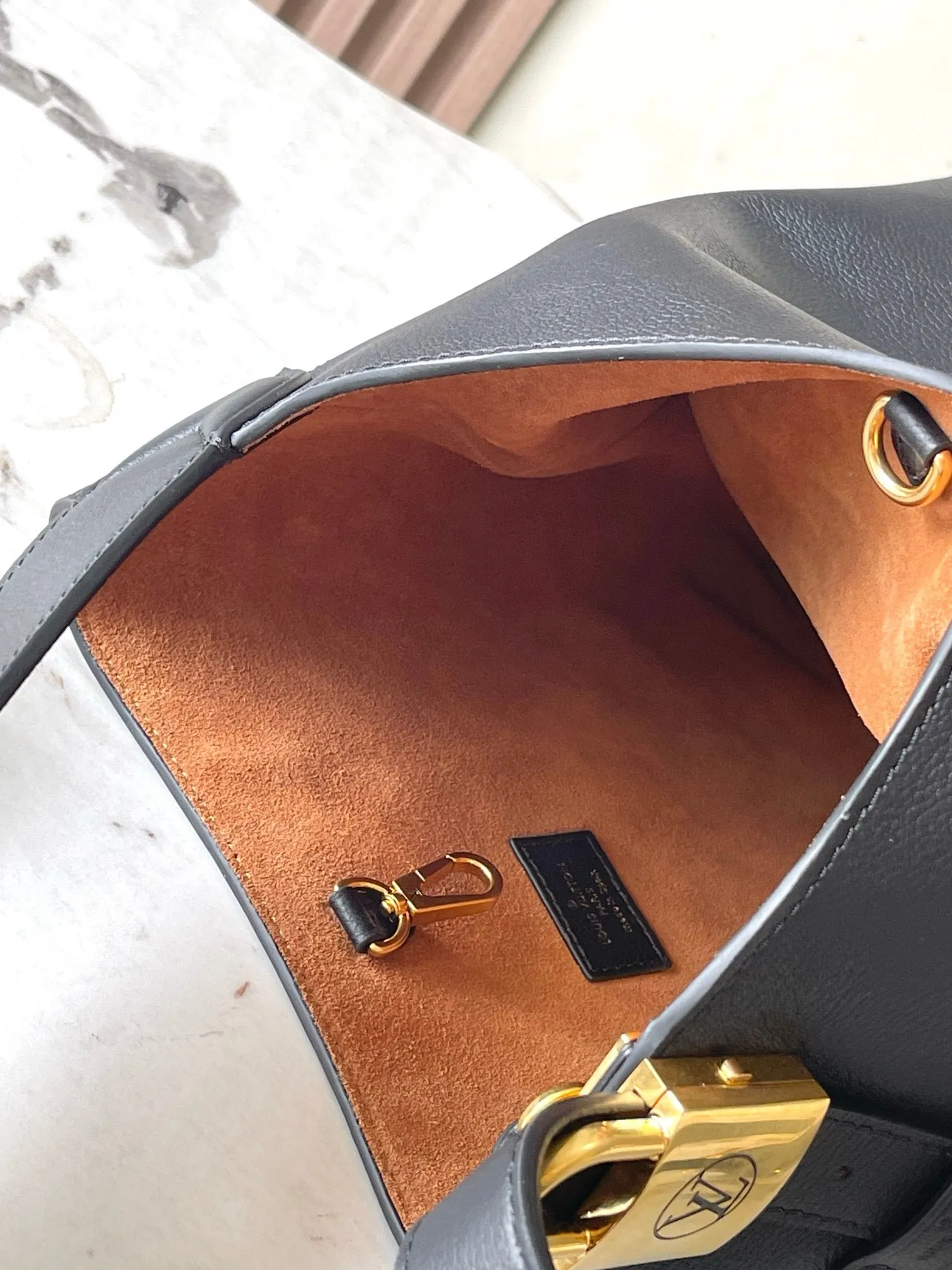 LB1021 Low Key Hobo PM / HIGHEST QUALITY VERSION / 9.4 x 11 x 6.3 inches