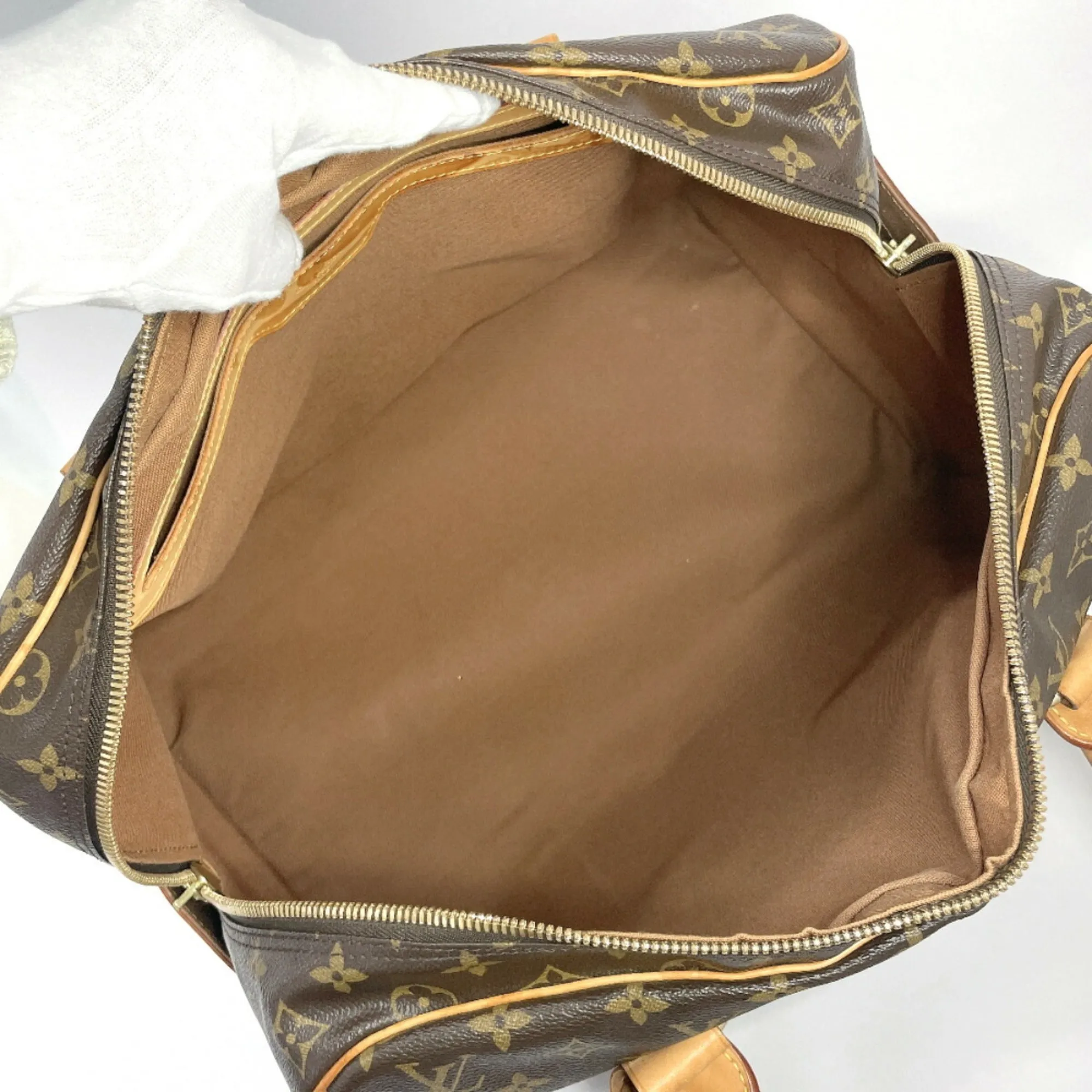Louis Vuitton Carryall  Canvas Travel Bag ()