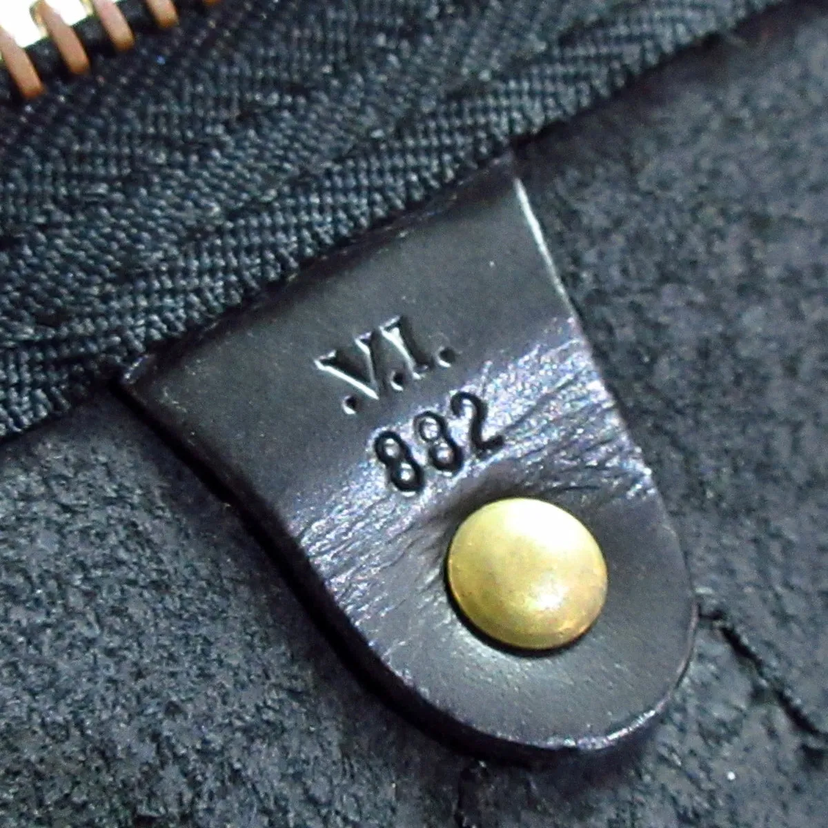 Louis Vuitton Keepall 60  Leather Travel Bag ()