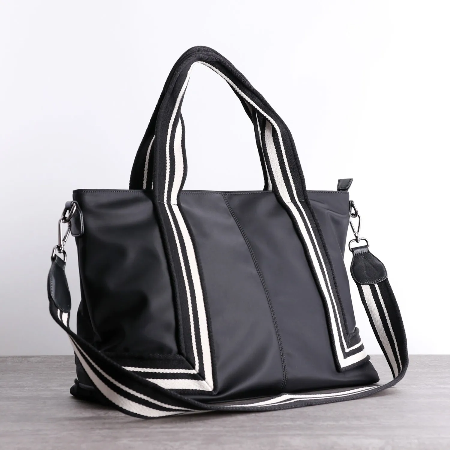 Nylon Tote Handbag Purse Womens Black Nylon Travel Shoulder Bag Nylon Tote Purse for Ladies