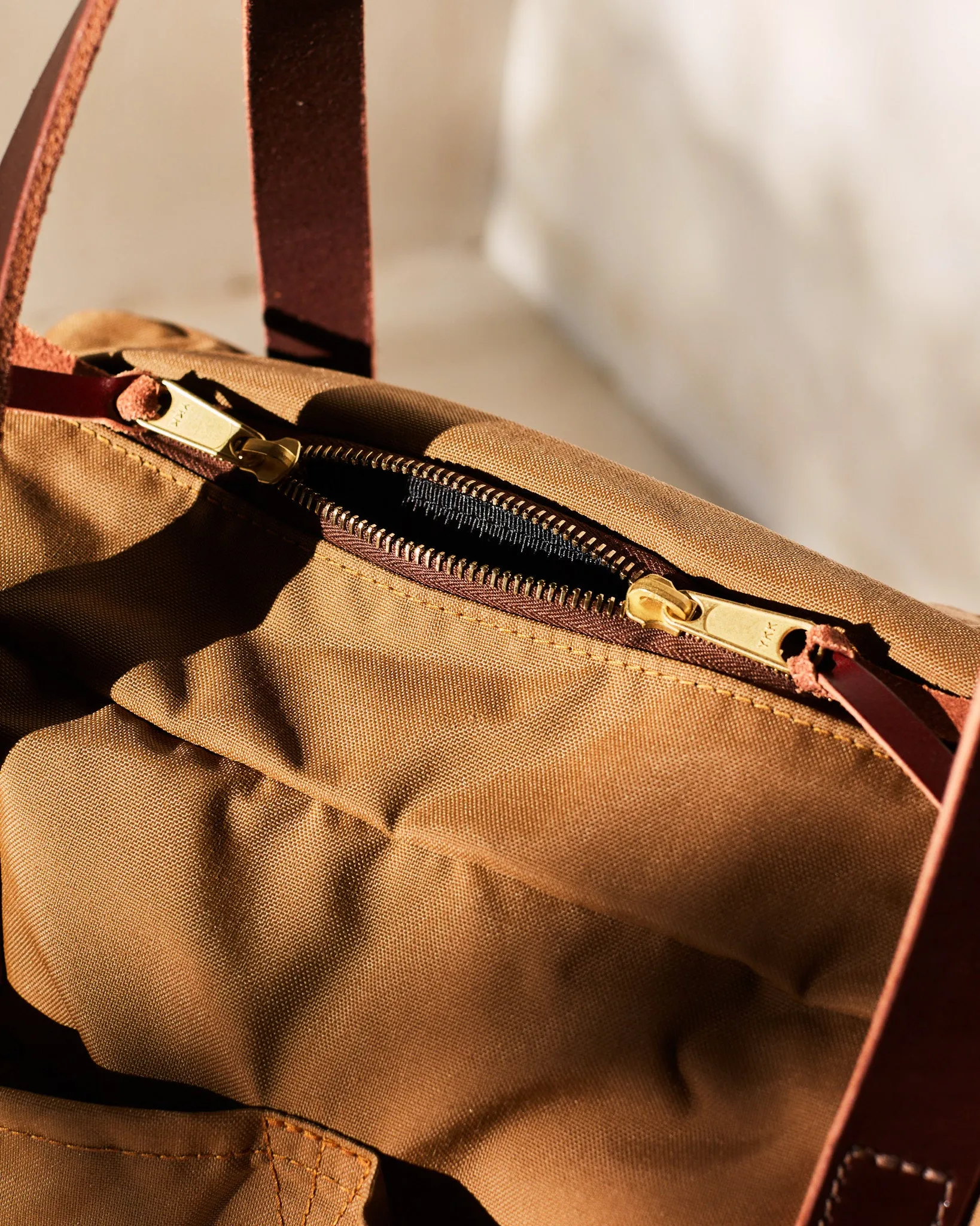 Utility Tote in Nylon - Zippered